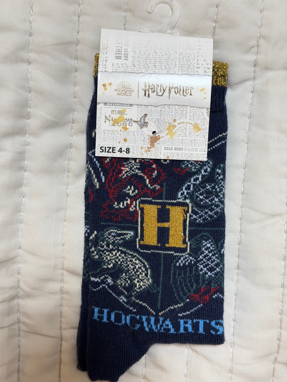 Harry Potter Hogwarts Crest Women’s Socks Navy Gold Size UK 4-8/US 6-10 NWT